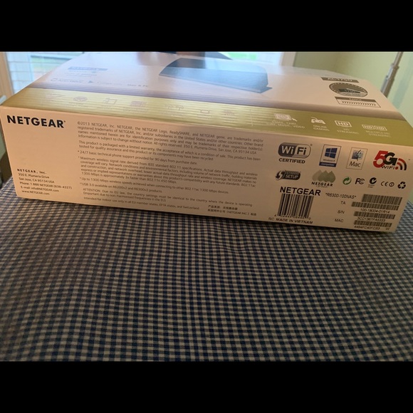 Netgear R6300 Smart Wifi Router & Range Extender - Picture 7 of 14